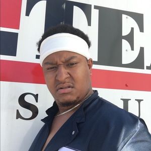 Meet your Posher, Devin